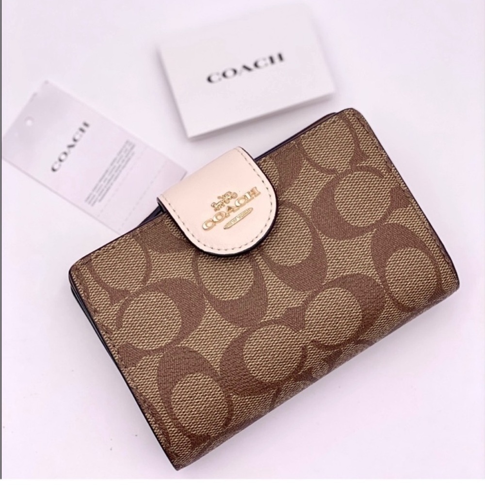 Coach Signature Medium Corner Zip Wallet - Picture 9 of 9